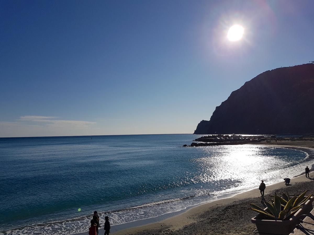 Lorenzo'S Charming Flat Monterosso al Mare Exteriör bild