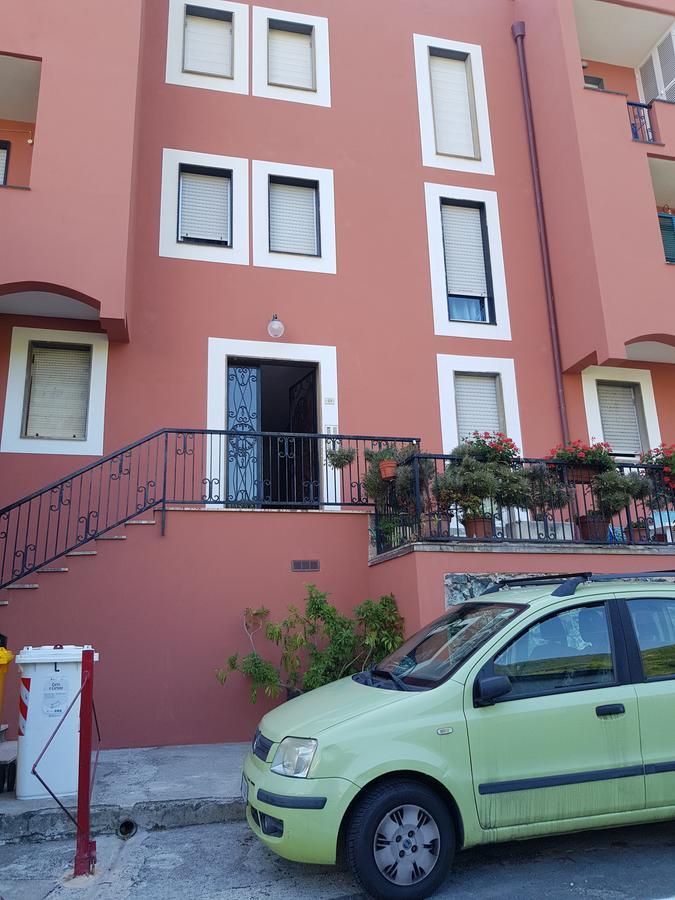 Lorenzo'S Charming Flat Monterosso al Mare Exteriör bild